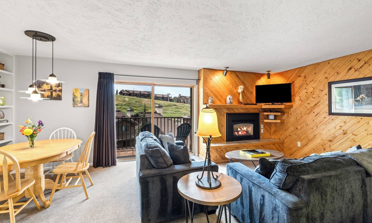 Steamboat Springs Condo | Ideal Steamboat Springs Location: Walk-out/Ski-in-Out 2-Bedroom, 2-Bath Condo