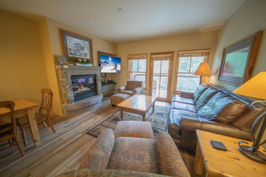 River Run Apartment | Jack Pine 8006 by SummitCove Lodging