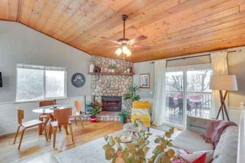 Crestline House | Lake, Trails & Slopes! Family Cottage in Crestline