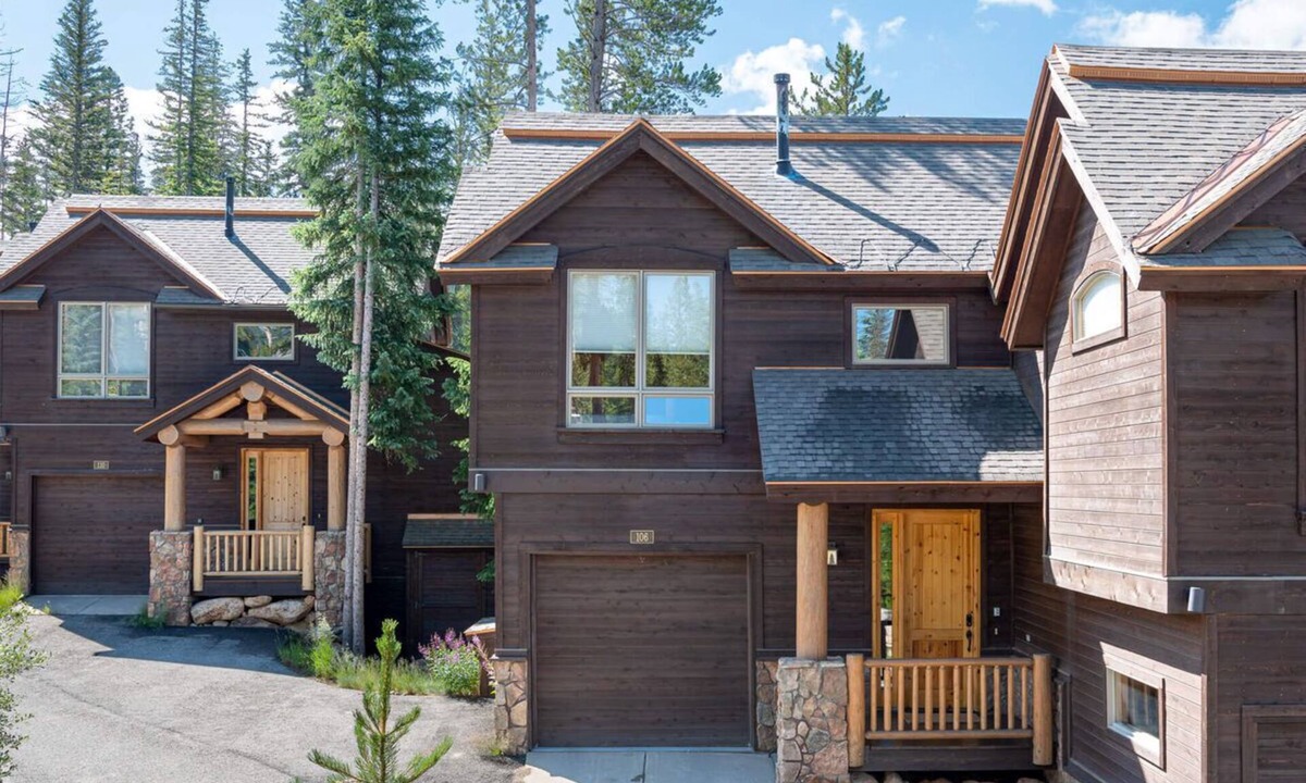 Winter Park House | Lakota Mountain Lodge 106 | Across From Resort | Endless Views | Private Hot Tub