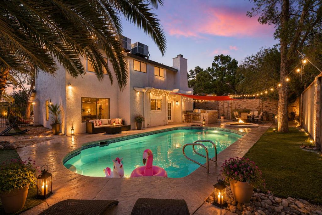 Las Vegas House | Lamore Boutique