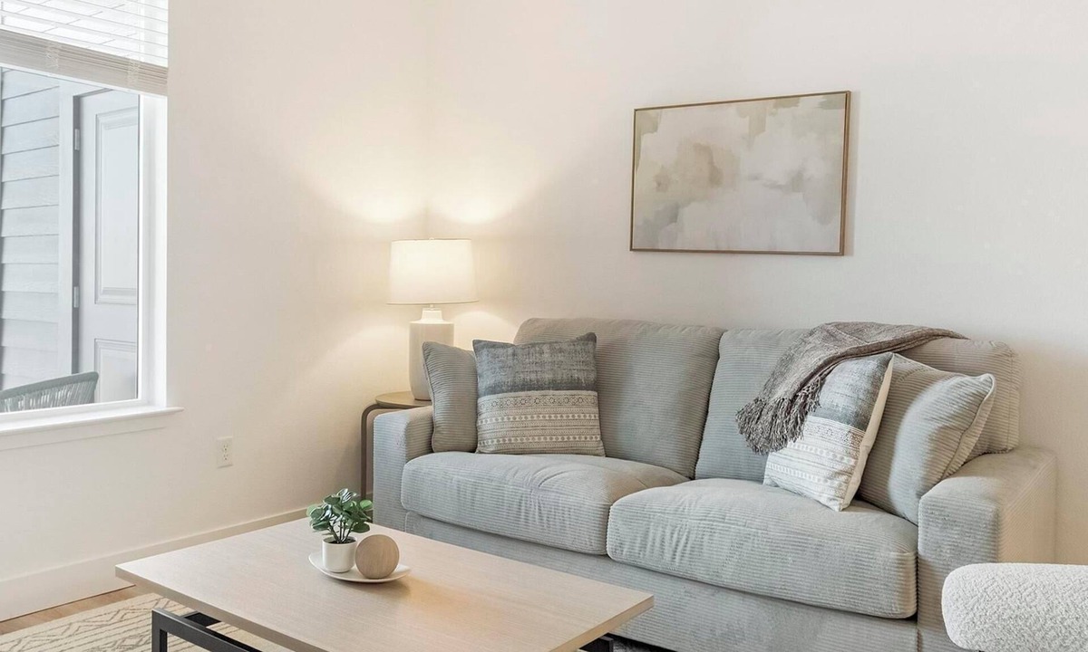 Firestone Apartment | Landing | Amazing 1BD, Clubhouse, Gym