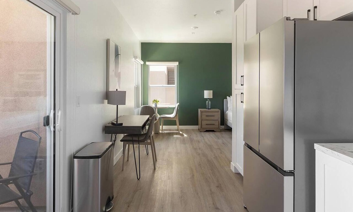 Las Vegas Apartment | Landing | Beautiful 1BD, Clubhouse, Gym