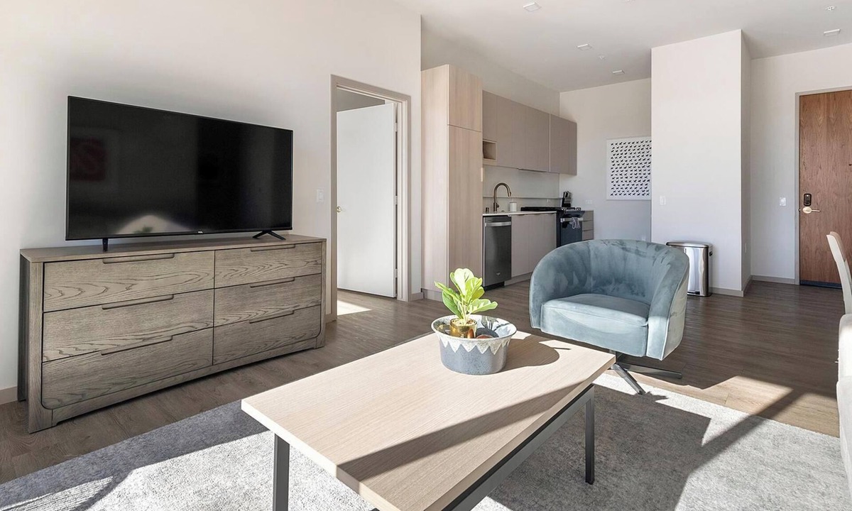 Spring Valley Apartment | Landing | Chic 2BD, Pool, Gym