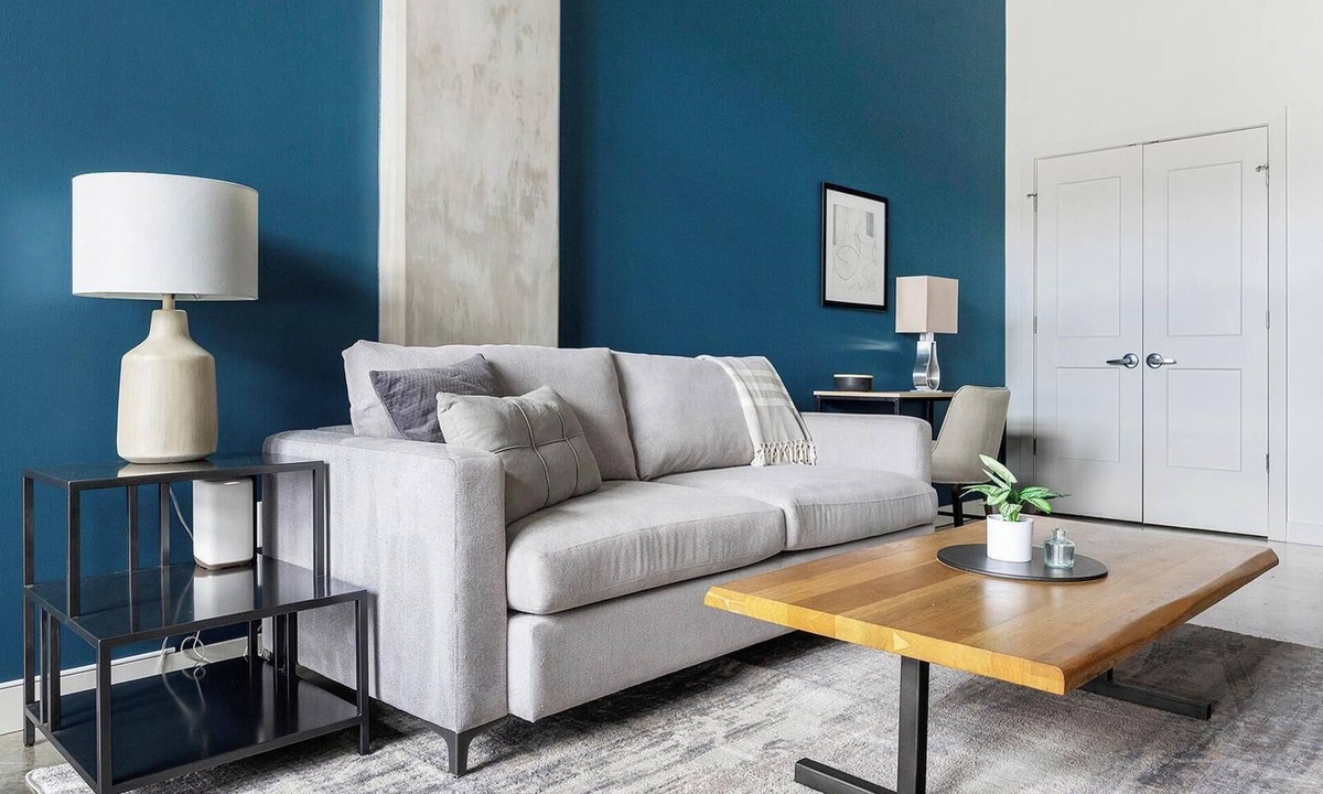 River North Art District Apartment | Landing | Chic Studio, Gym, Clubhouse