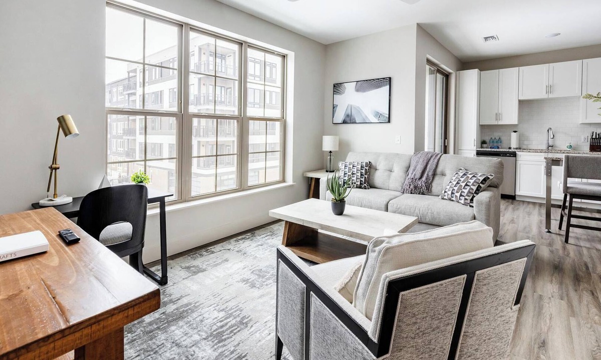 Tremont Apartment | Landing | Modern 1BD, Clubhouse, Courtyard