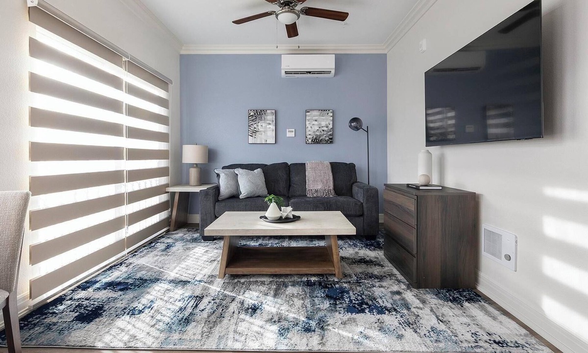 Johnstown Apartment | Landing | Modern 1BD, Gym, Clubhouse