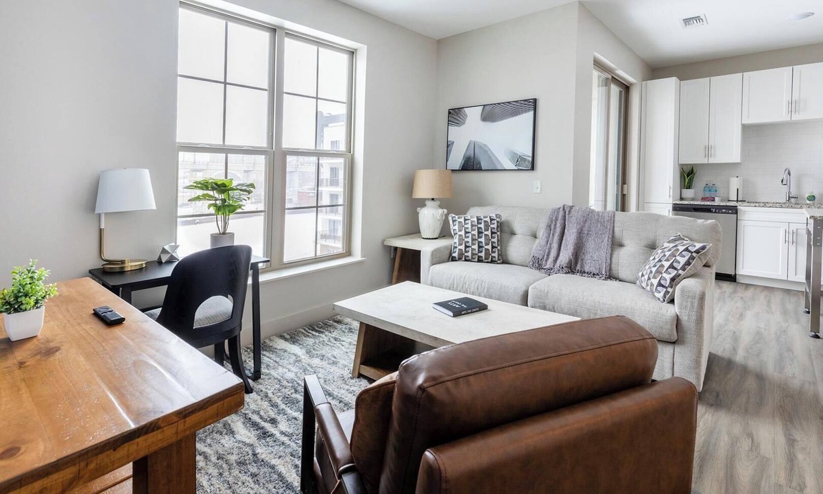 Tremont Apartment | Landing | Spectacular 1BD, Clubhouse, Courtyard