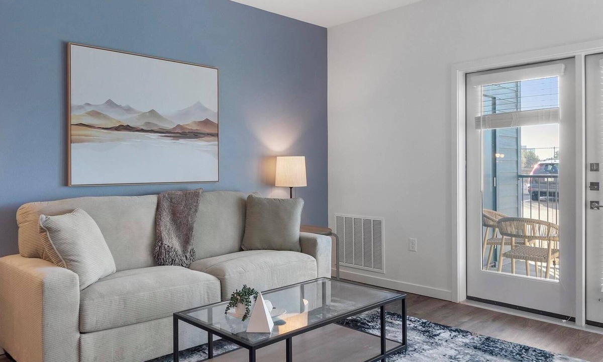 Northgate Apartment | Landing | Stunning 1BD, Gym, Pool