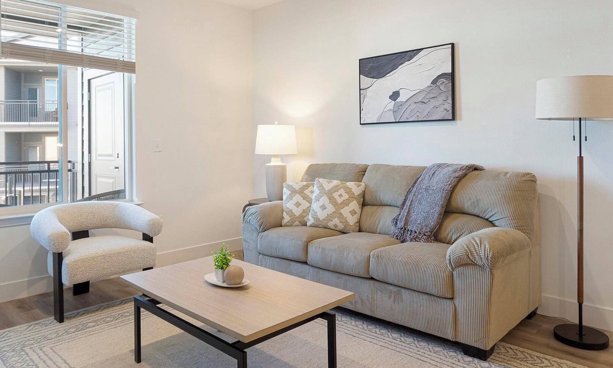 Firestone Apartment | Landing | Stylish 2BD, Clubhouse, Gym