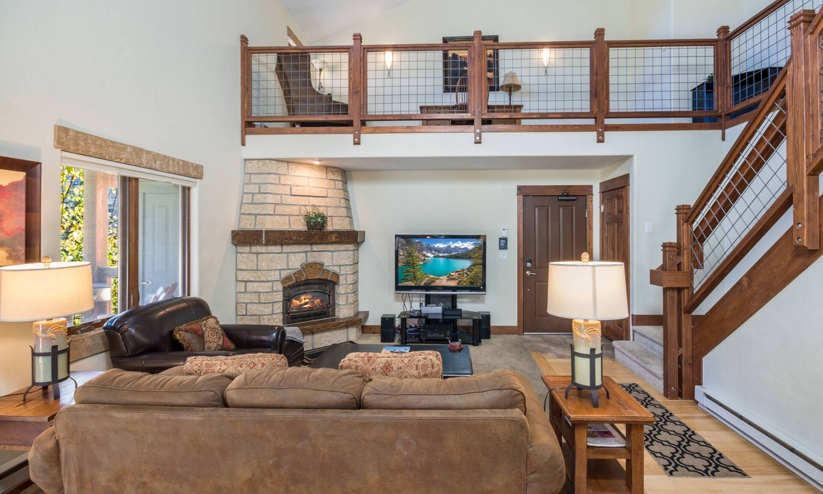 Steamboat Springs Condo | Large Covered Deck with Grill - Walk to shops & dining - easy parking - Comm Hot Tubs