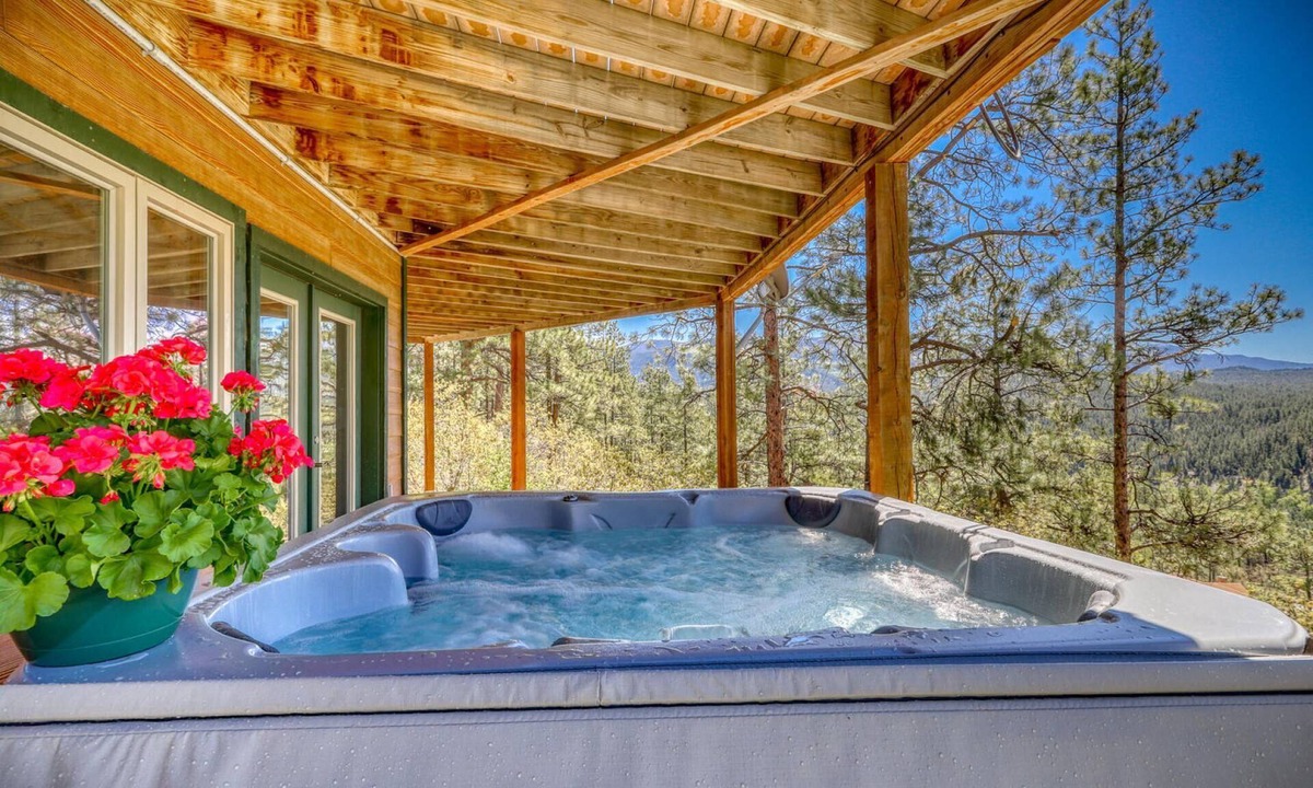 San Juan River Village House | Last-Minute Summer Escape! Book an August Stay by 7/31 for 15% Off