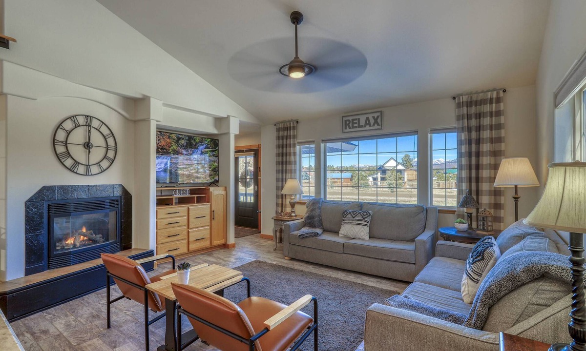 Lake Hatcher Park House | Last-Minute Summer Escape! Book an August Stay by 7/31 for 15% Off