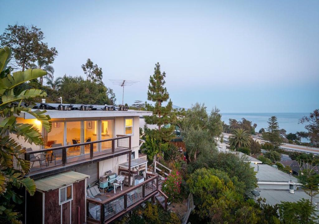 Summerland House | Lillie's Oceanview Duo | Chosen Beach Collection