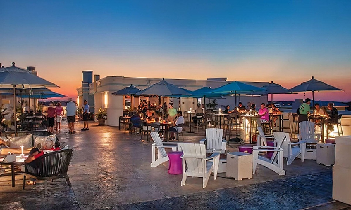 Vilano Beach House | Lower Level 1 Block From 2 Beaches W/private Pool, High-speed Wi-fi