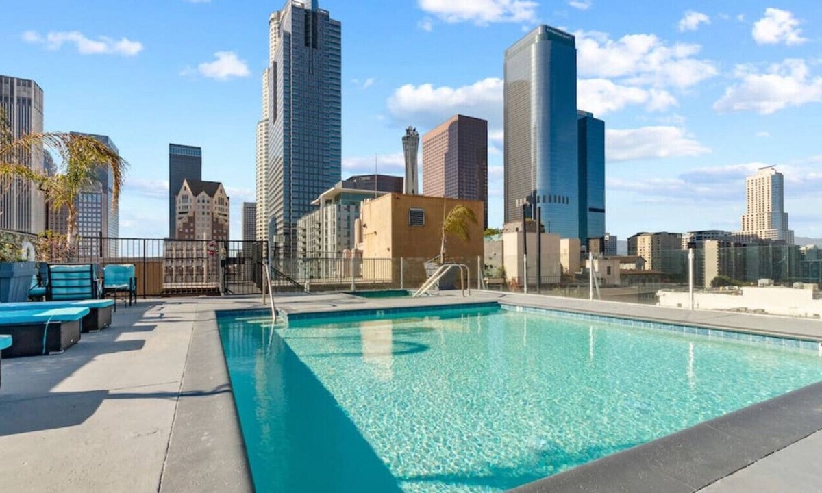 Historic Core Condo | Lux &Contemporary 2BD Condo w/ Pool in Downtown LA
