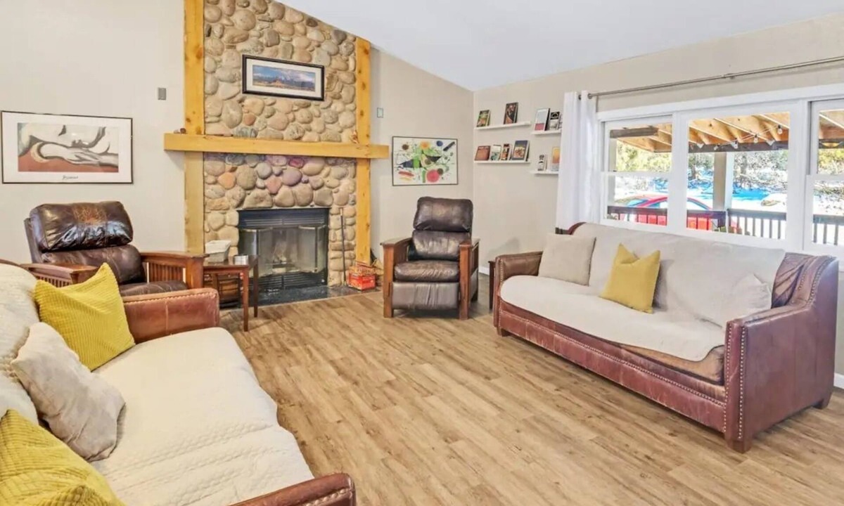 Glenwood Springs House | Lux Private Getaway in Glenwood Springs!