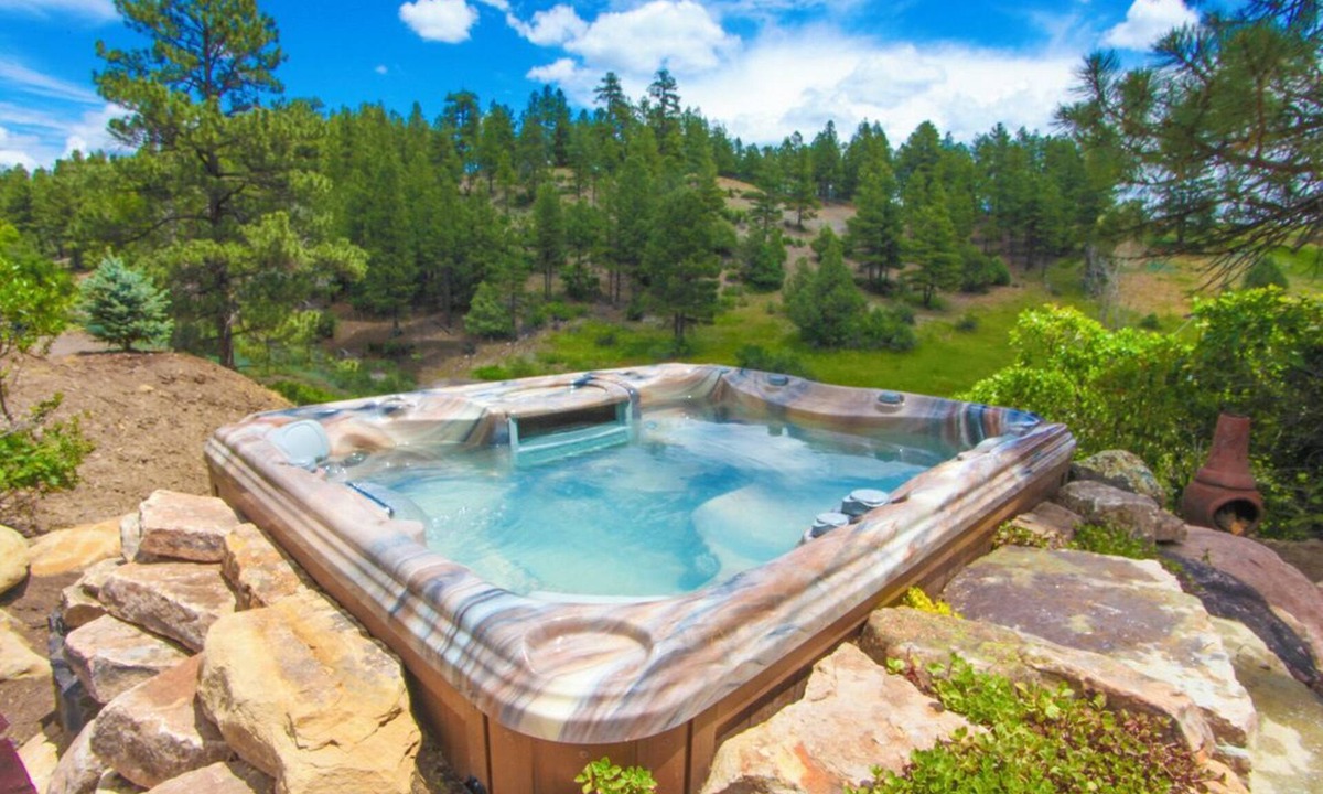 Pagosa Springs House | Luxe Downtown Home with Hot Tub/Fire Pits