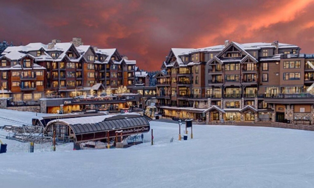 Peak 8 Cabin | Luxurious Ski-in Ski-Out Resort! Amazing Amenties! Free shuttle to Breckinridge!