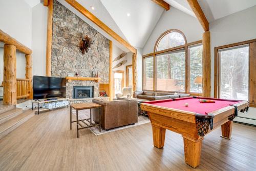Keystone House | Luxury Keystone Cabin w/Hot Tub, 1 Mi to Lifts!