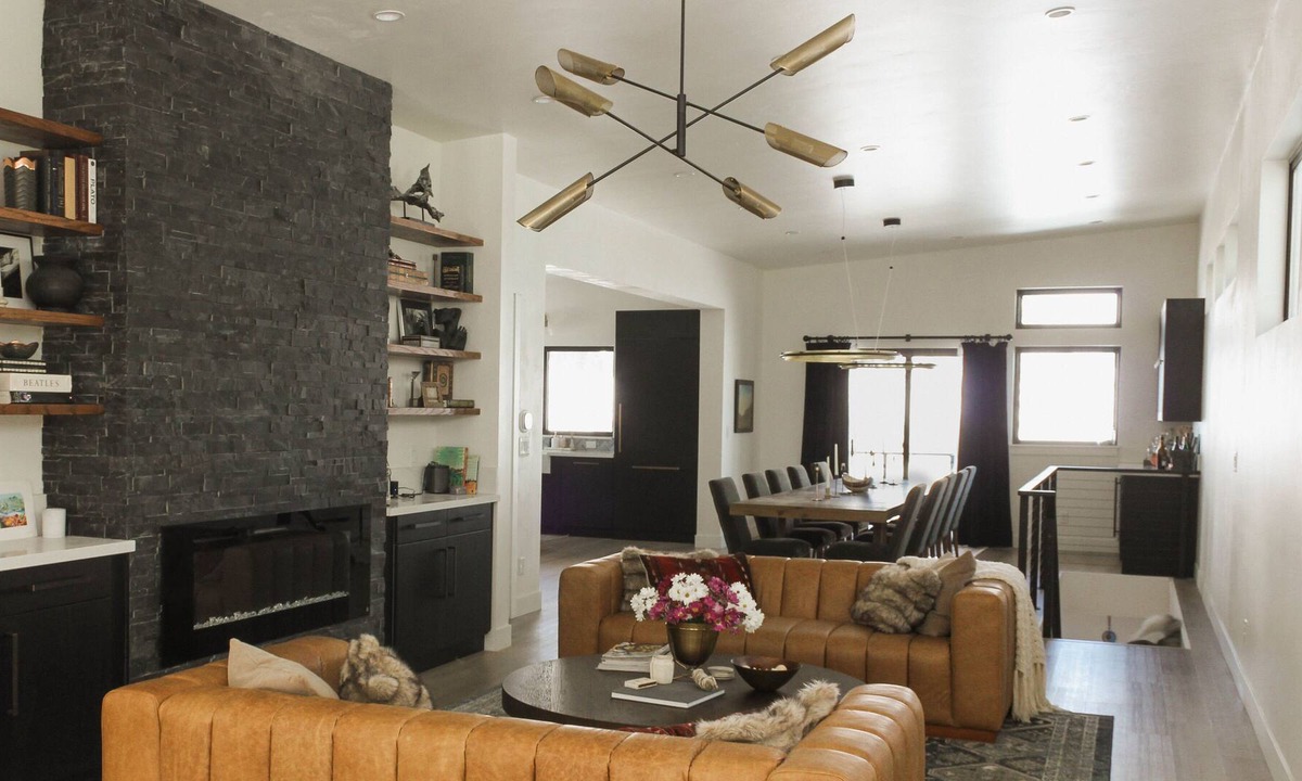 Minturn House | Luxury mountain modern ski retreat in Minturn with hot tub and steam showers