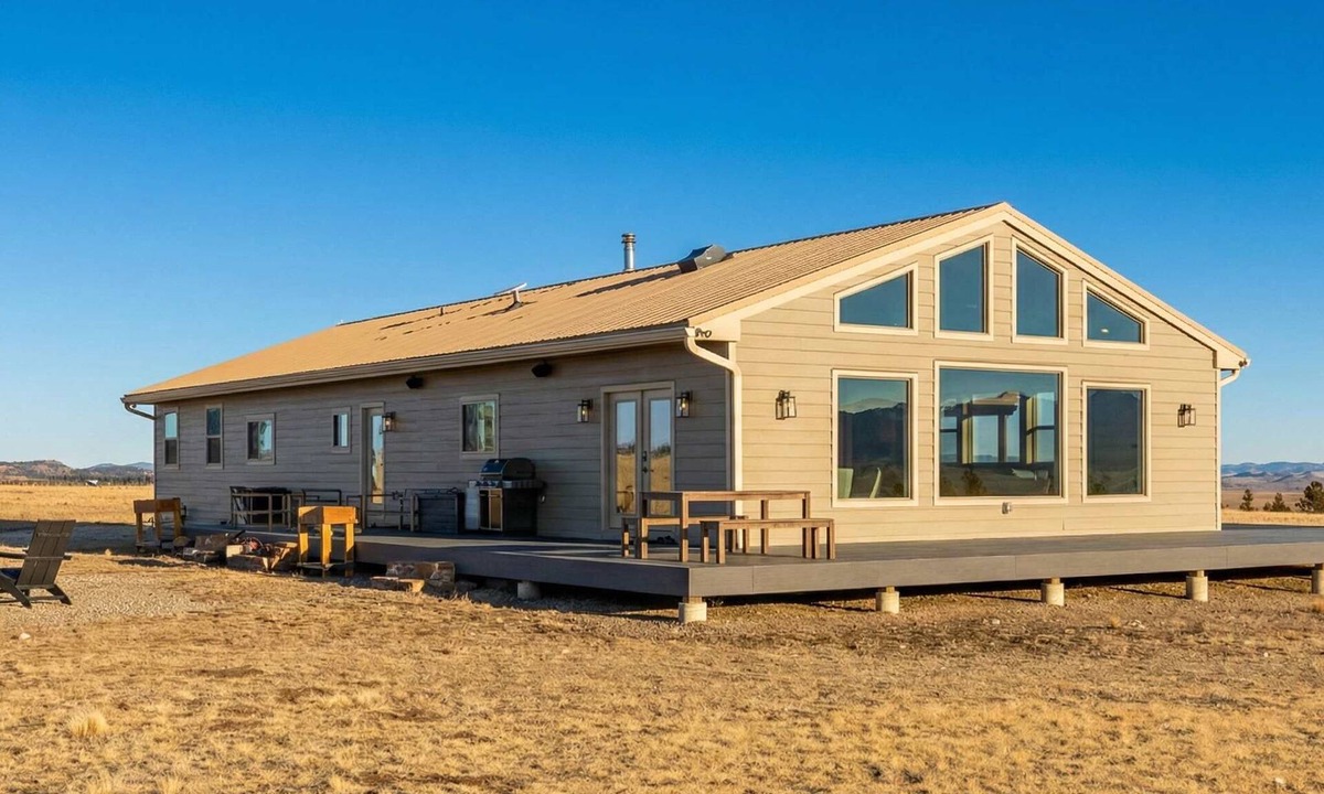 Fairplay House | Luxury Off-Grid Cabin with Stargazing Deck & Views