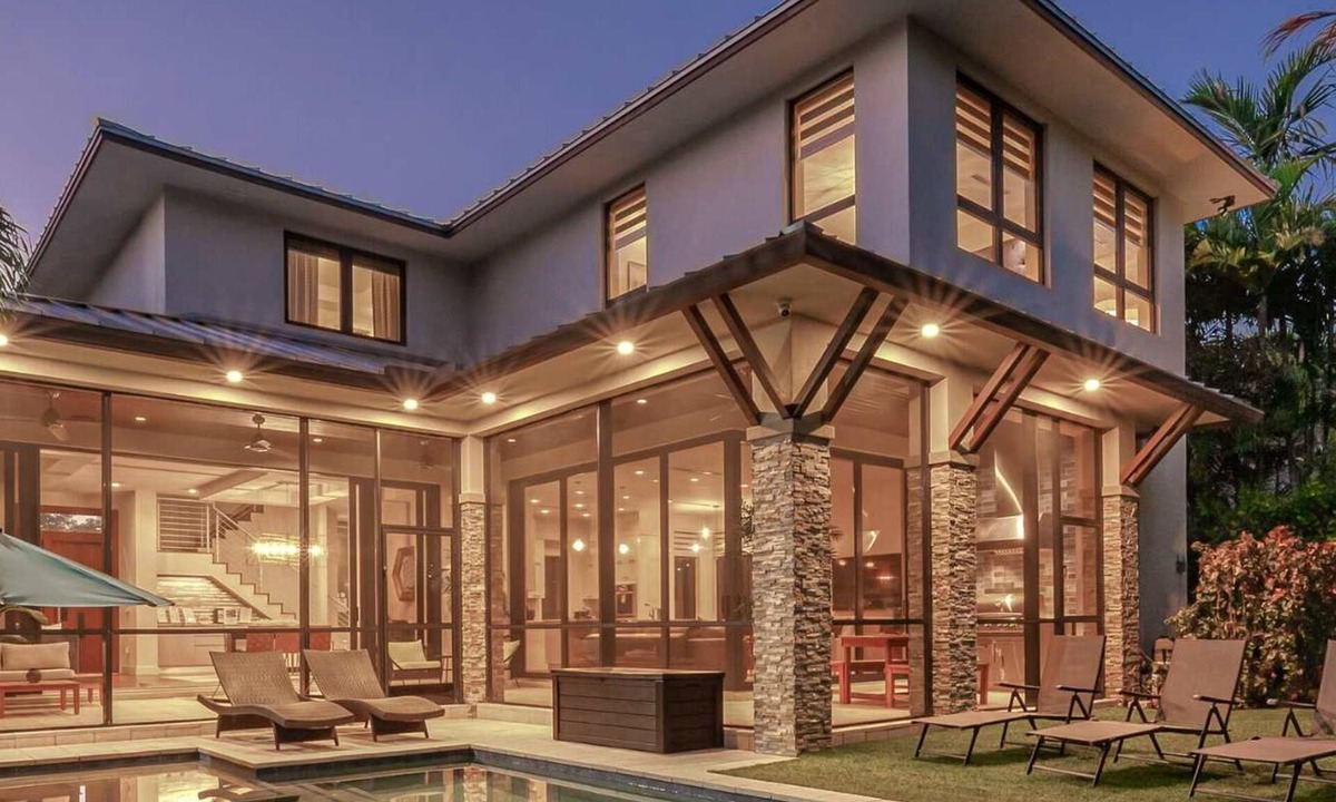 Victoria Park House | LVS Victoria - Walk to Las Olas/Heated Salt Pool