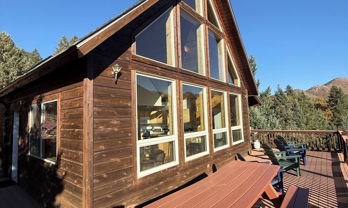 Cascade-Chipita Park House | Magnificent Rocky Mountain Views - 15 Mins to Colorado Springs