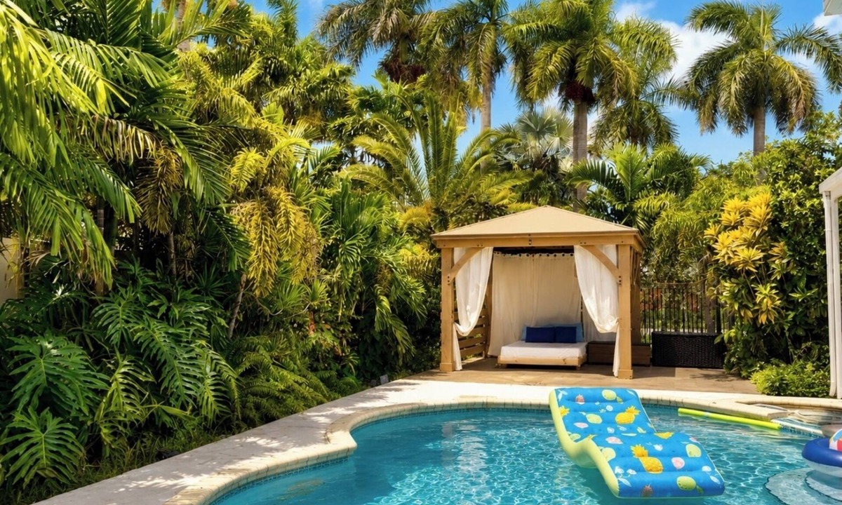South Lake House | Mangrove Oasis Private Tropical Retreat