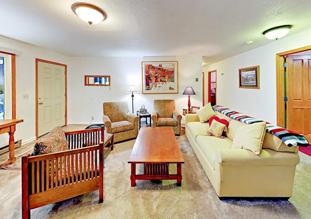 Matterhorn Village Apartment | Matterhorn Condo Unit #4 Condo