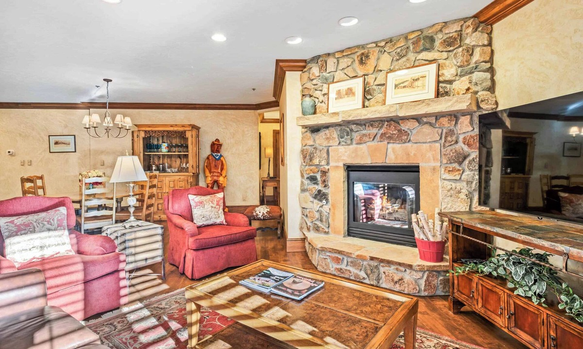 Highlands Townhomes Condo | McCoy Peak 108 - 1 Bedroom Residence