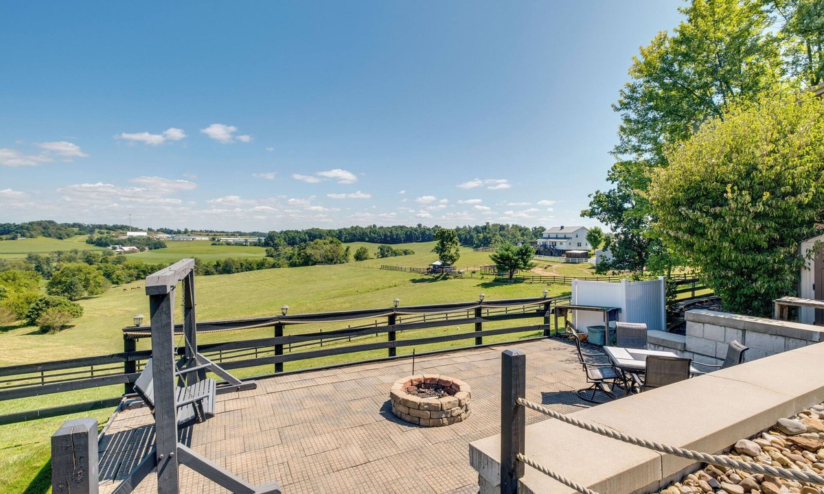 Millersburg Apartment | Millersburg Getaway w/Amish Country Views!