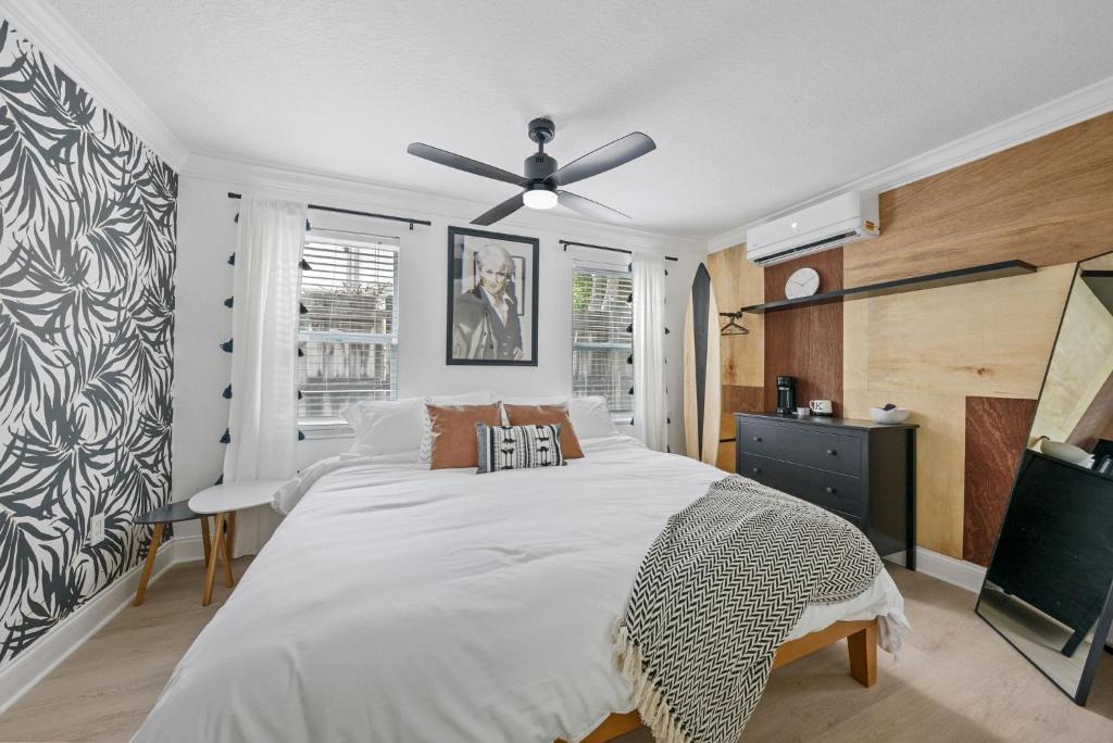 Victoria Park Hotel | MIRANDA PRIESTLY SUITE at THE KarINN BOUTIQUE HOTEL - Downtown Ft Lauderdale 7