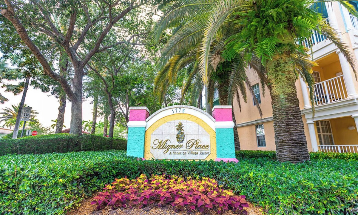 Weston Condo | Mizner Place at Weston Town Center 1BR Sunday Check-In