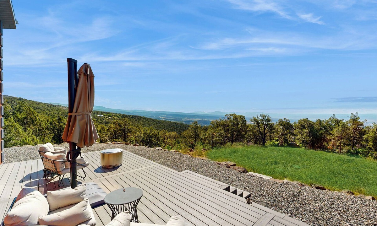 Cedaredge House | Modern, 35-Acre Mtn Escape in Cedaredge!
