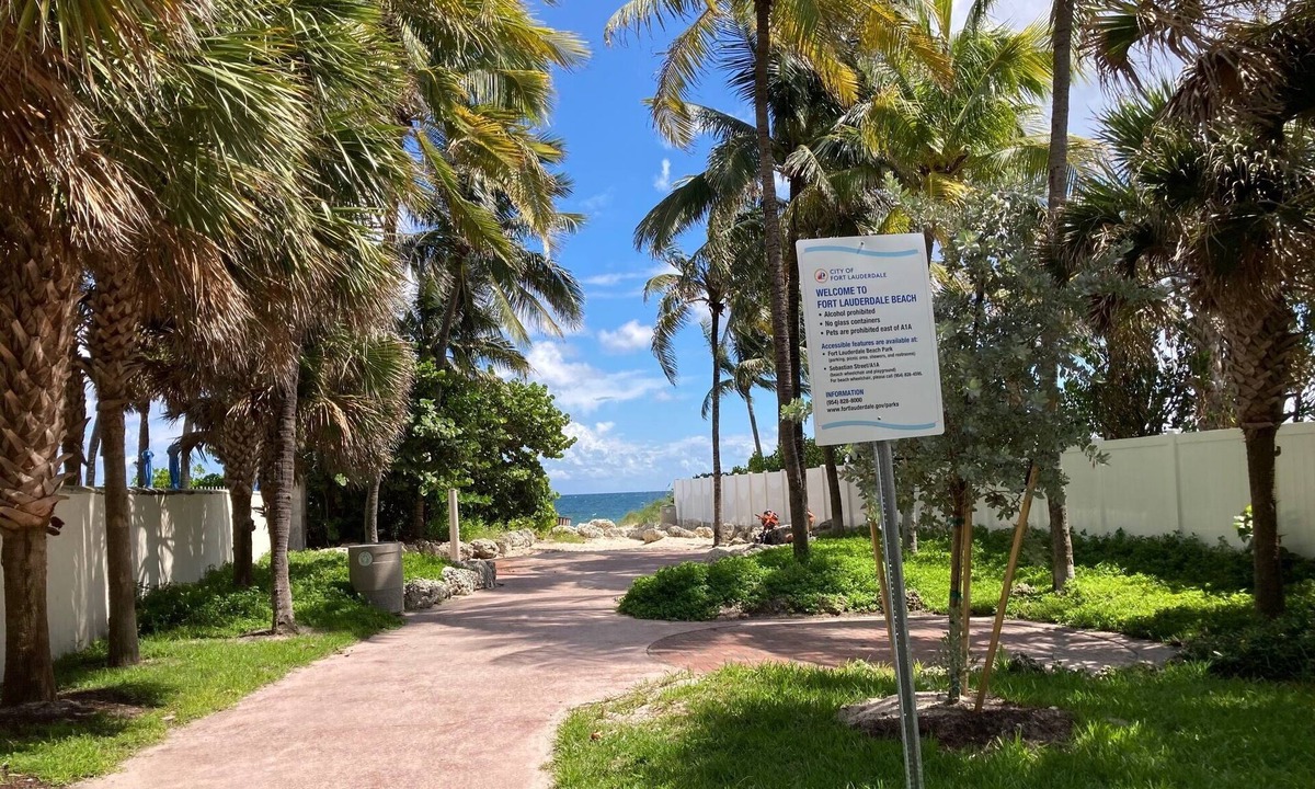 Galt Mile Apartment | Modern Fort Lauderdale Unit - Near Beaches & Downtown