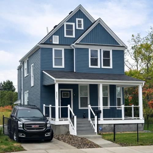 Cleveland House | Modern Loft 4 - 5 Min Walk to Cleveland Clinic