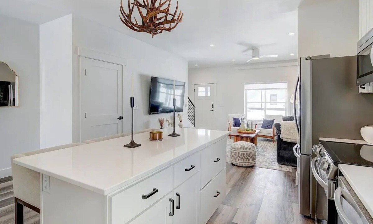 Fairplay Ski Chalet | Modern Mountain Chalet Near Breckenridge