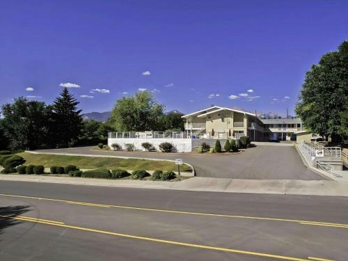 West Colorado Springs Hotel | Motel 6 Colorado Springs, CO – South/Metro Area