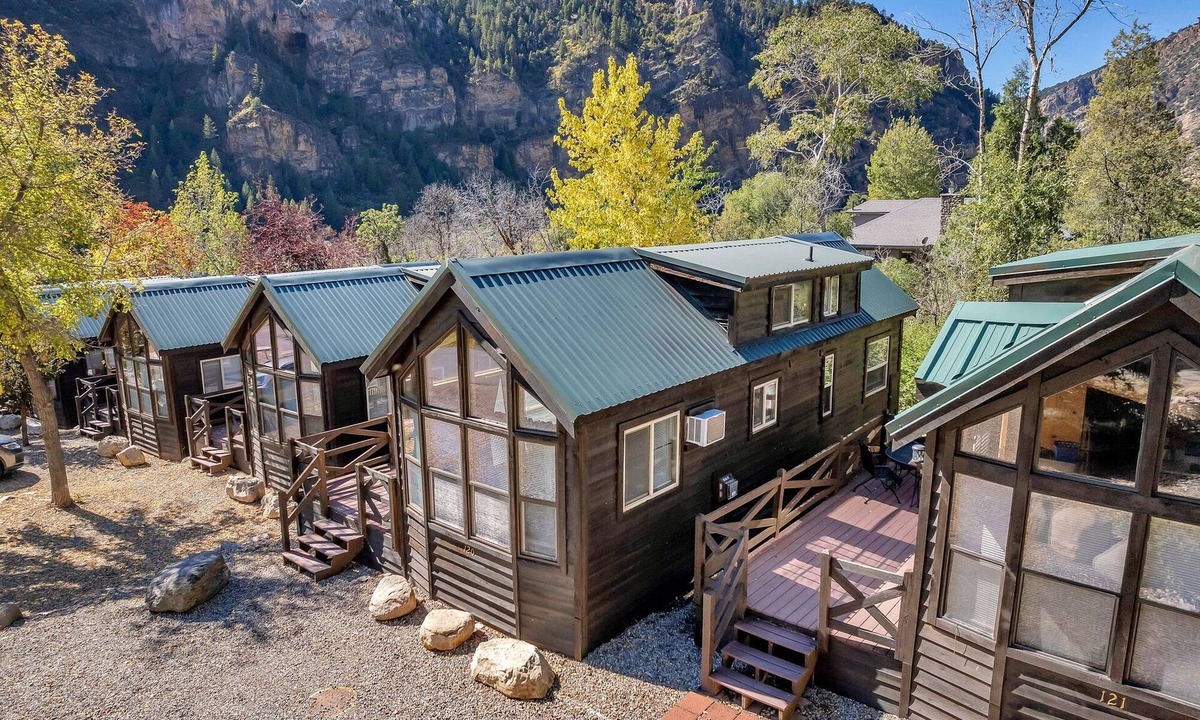 Glenwood Springs Apartment | Mountain Cabin in Glenwood Springs, CO