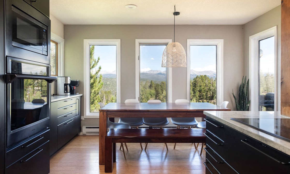 Winter Park Highlands House | Mountain Getaway w Hot Tub & Sauna. Dogs welcome! Close to Winter Park Skiing!
