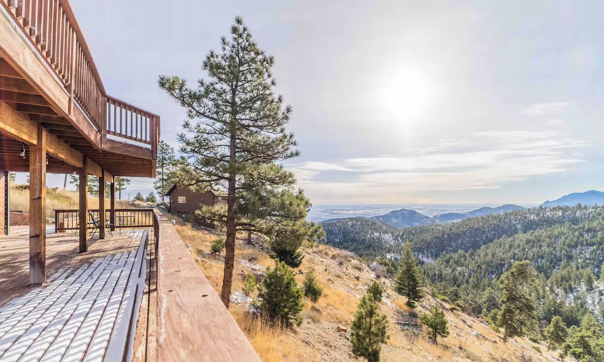 Boulder Apartment | Mountain View Retreat, Year Round Sunshine 1 bed, 1 renovated bath in Boulder