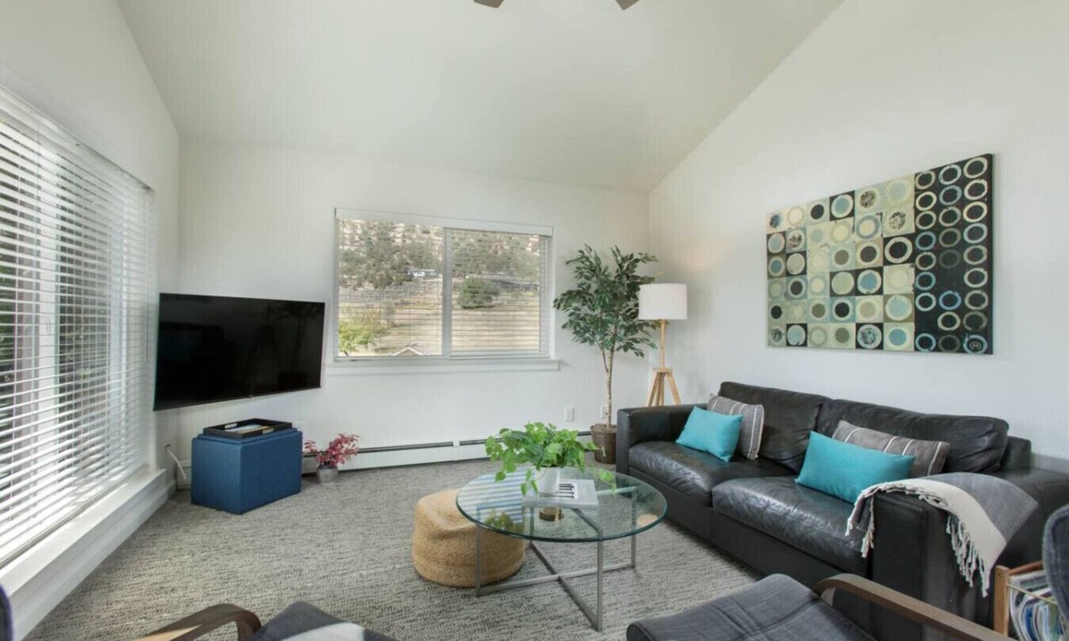 Glenwood Springs House | Mt. Sopris Vista, 360° Views, Fly Fishing!