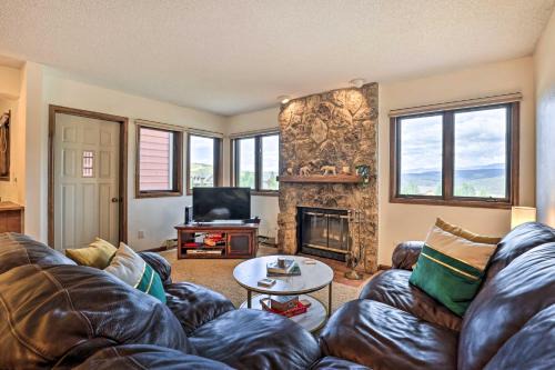 Silvercreek House | Mtn View Granby Condo w/In-Unit Hot Tub!