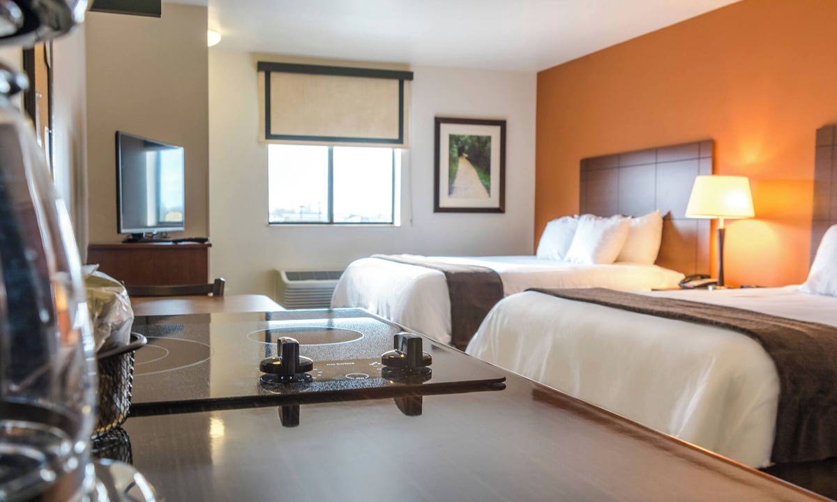 Cheyenne Hotel | My Place Hotel - Cheyenne, WY