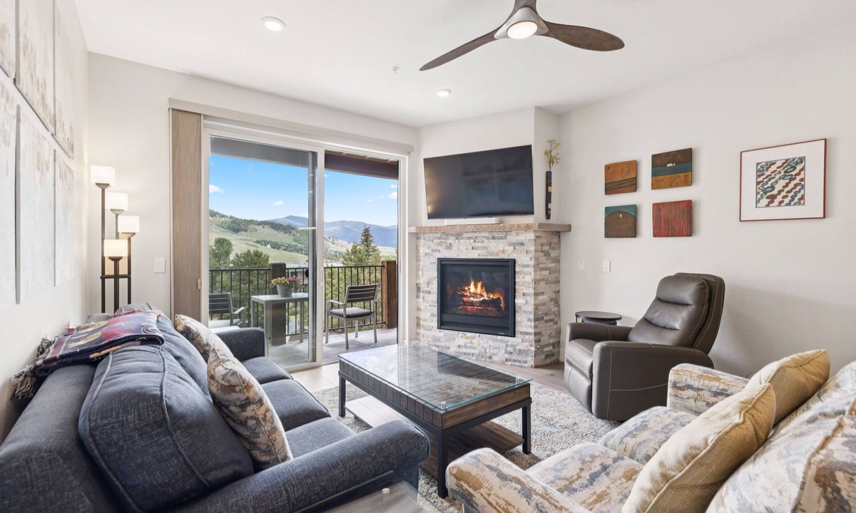 Dillon Condo | New Condo in Downtown Dillon Walking Distance to Lake!