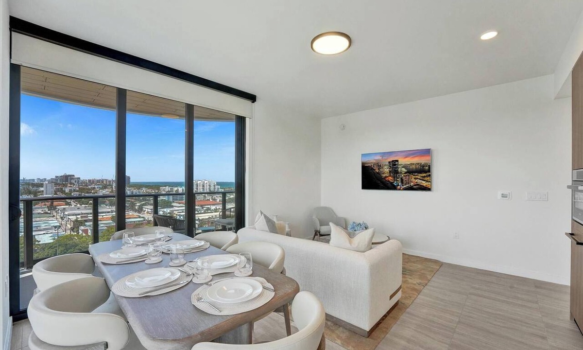 North Beach Condo | NEW Spacious 19th Floor 3BR | Pool, Gym & Beach