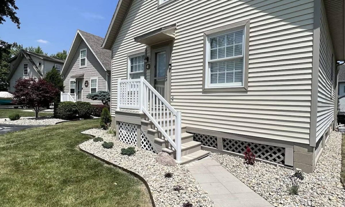 St. Marys Cottage | Newly remodeled waterfront lake house with Dock!