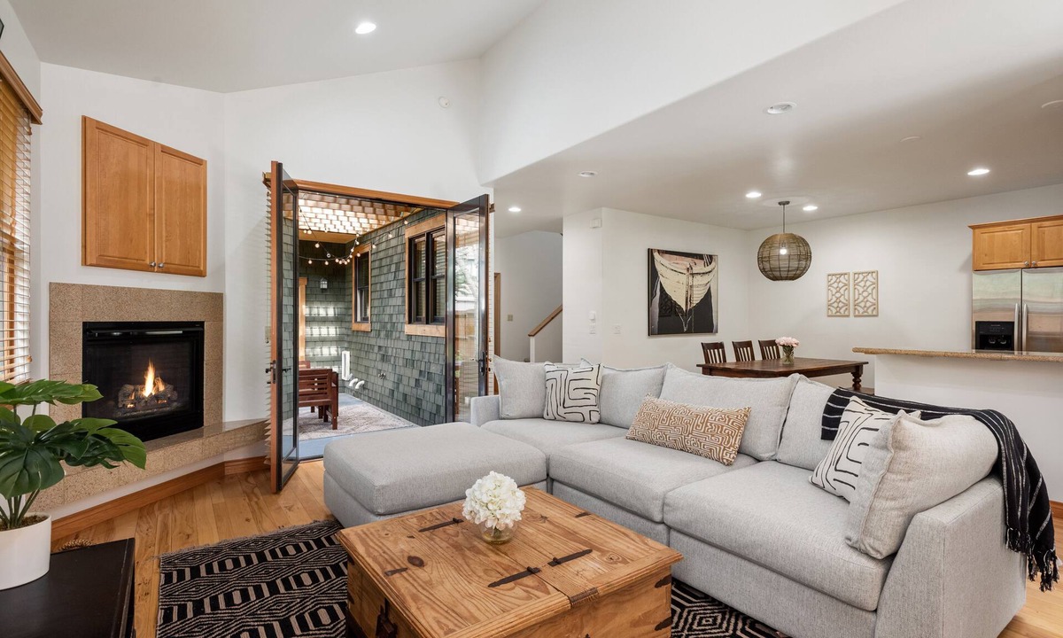 Basalt House | NEWLY RENOVATED Home in the Coveted Southside Neighborhood
