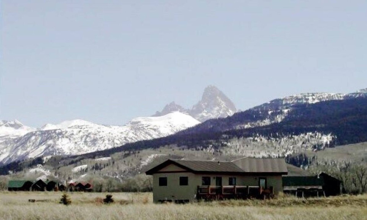 Driggs House | No Better Time Then Summer Time in the Tetons.Let The Adventure Begin!
